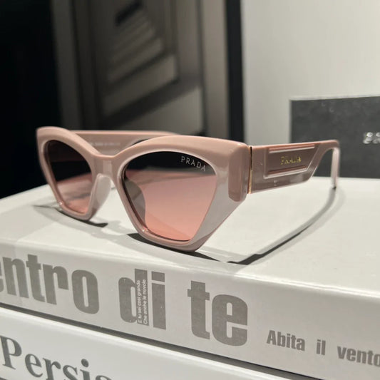 4 colors fashionable hot sunglasses D28