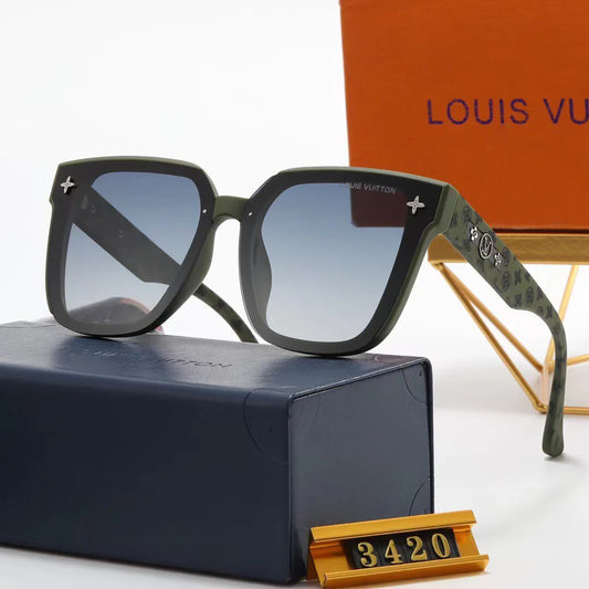 4 Colors Fashion Sunglasses 3420