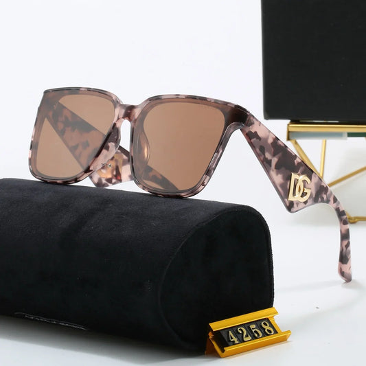 6 colors of fashionable and popular triangle-leg sunglasses 4258