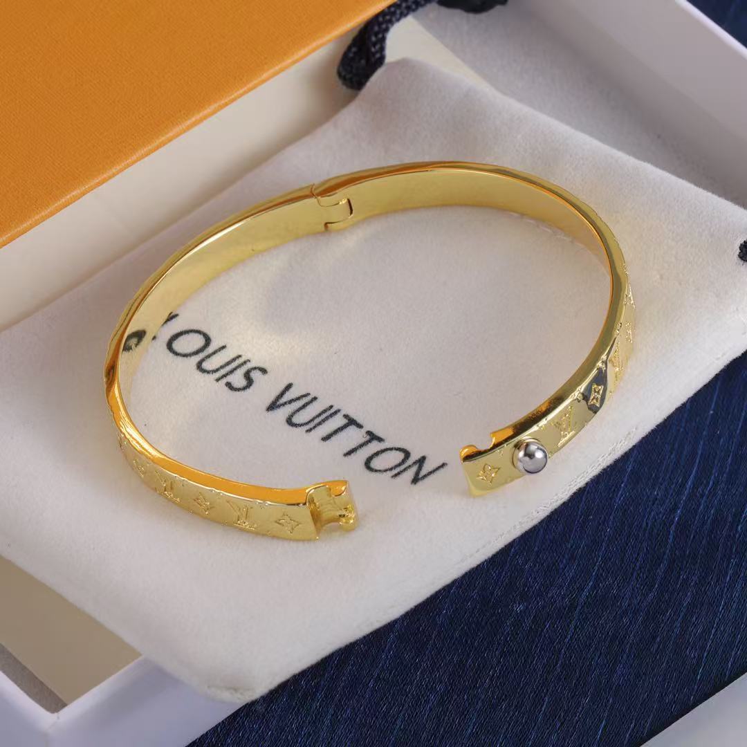 Classic Slim Bangle