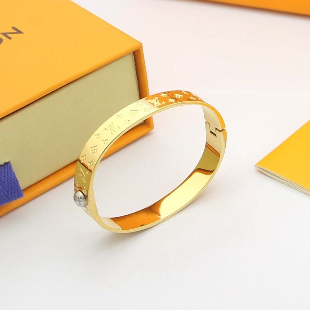 Classic Wide Bangle