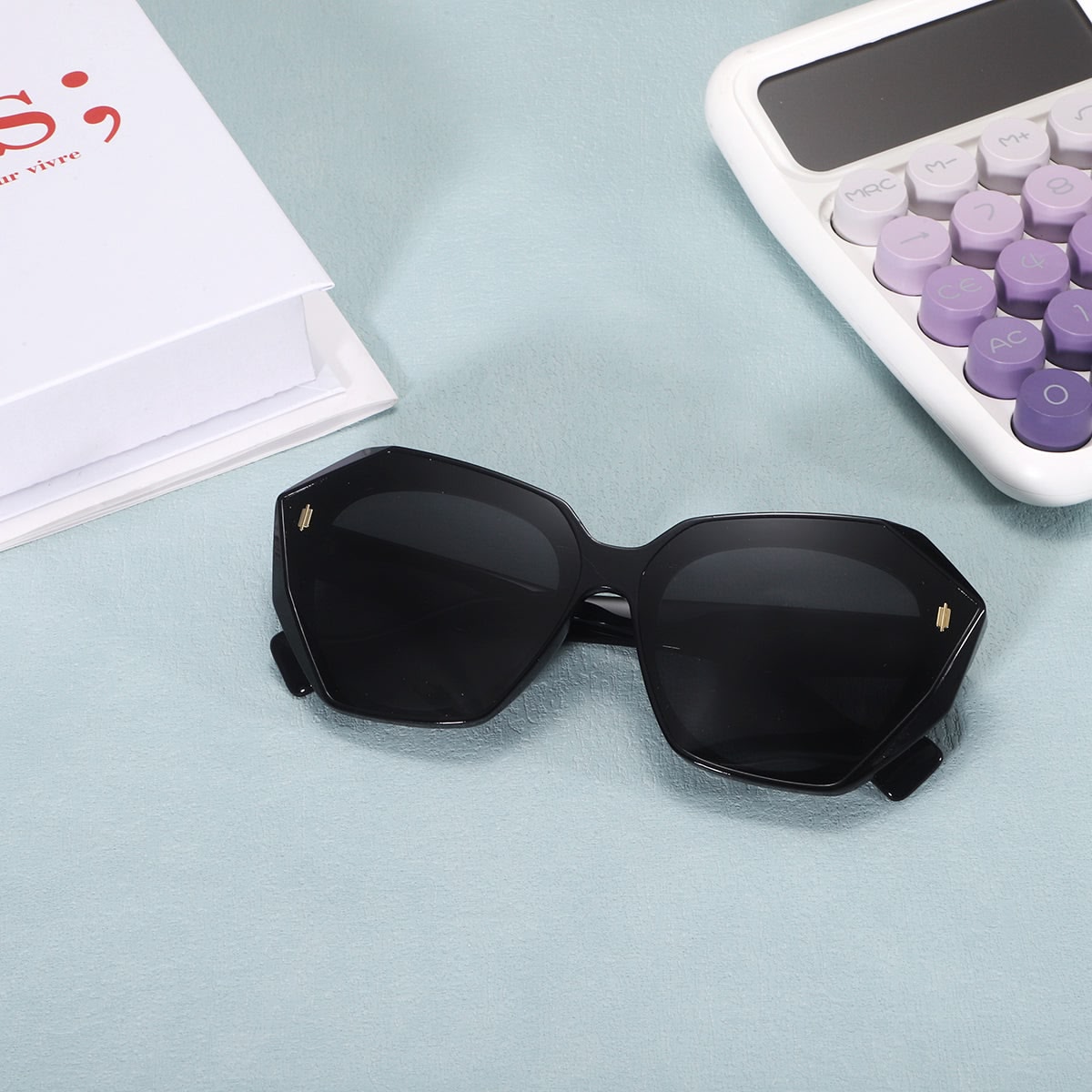 Retro Tinted Polygonal Cat Eye Sunglasses