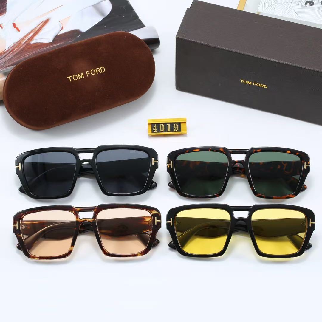 New Trendy Sunglasses in 4 Colors 4019