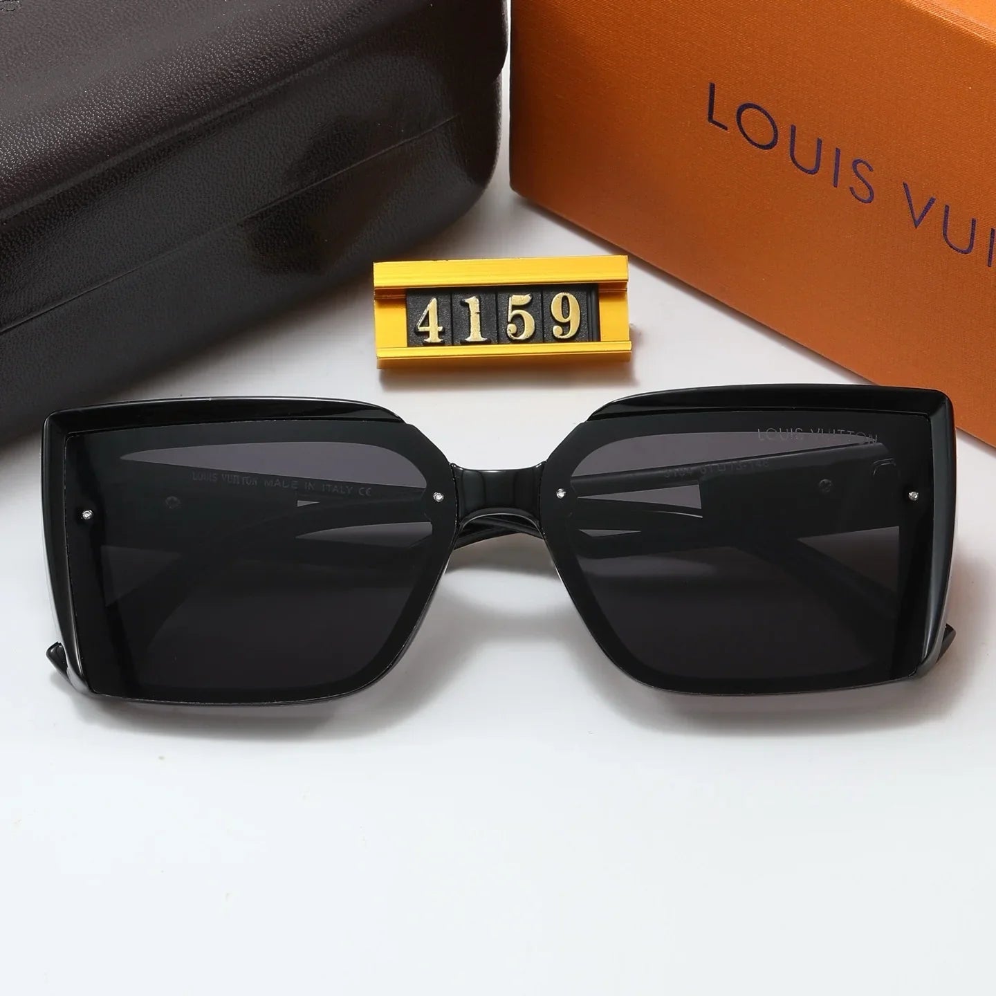 4 colors of fashionable and popular sunglasses  4159