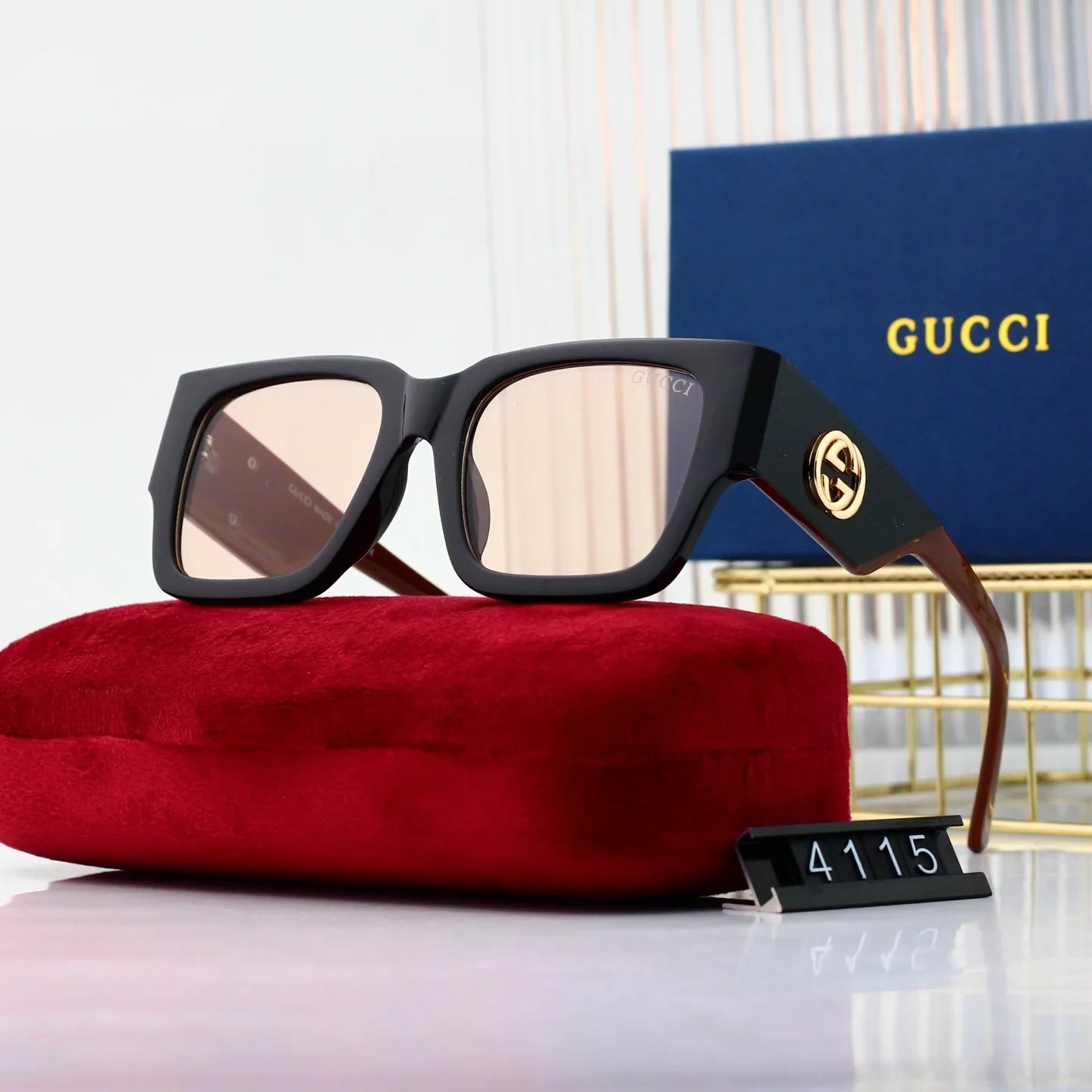 Cat-eye full frame sunglasses 4415