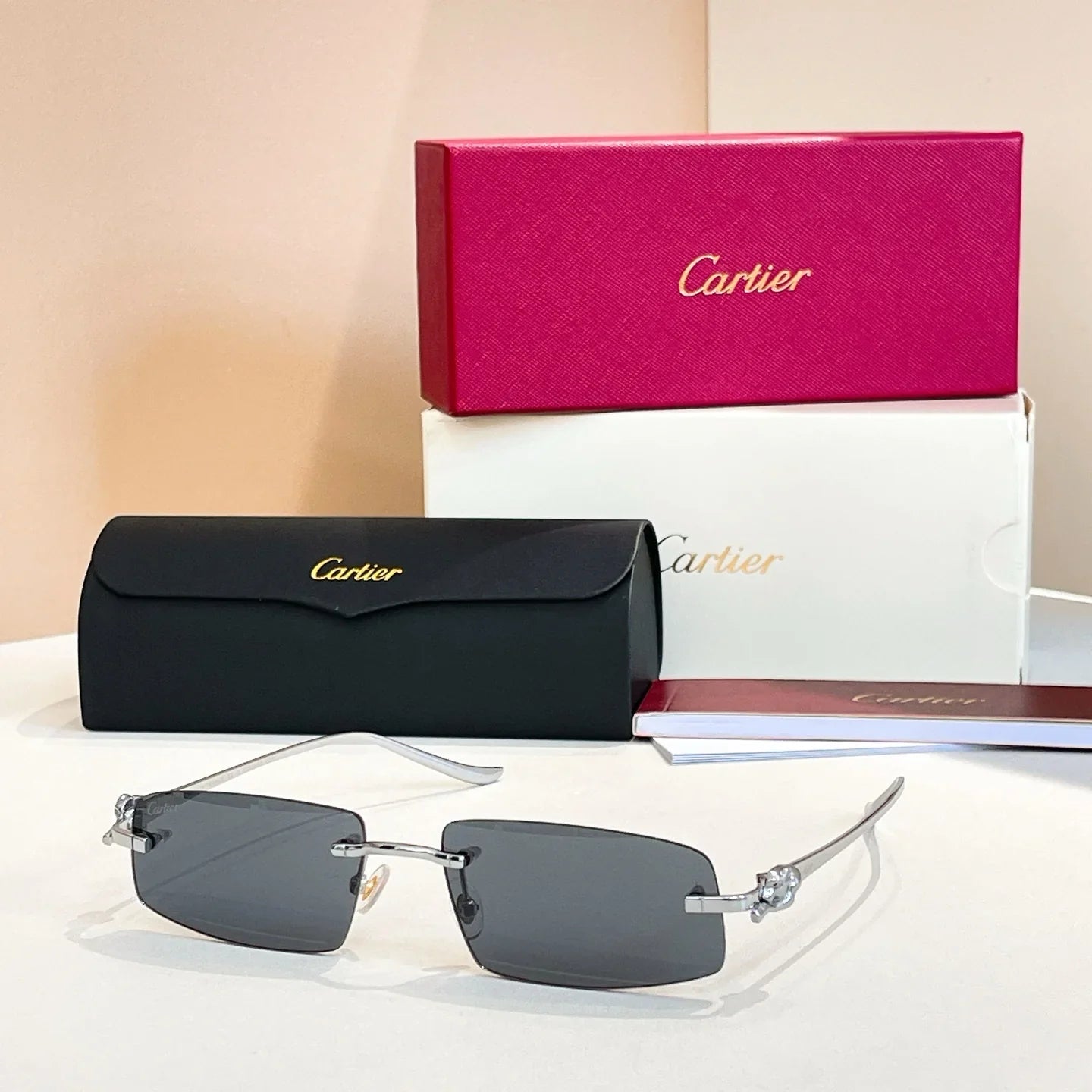 Metal frameless sunglasses