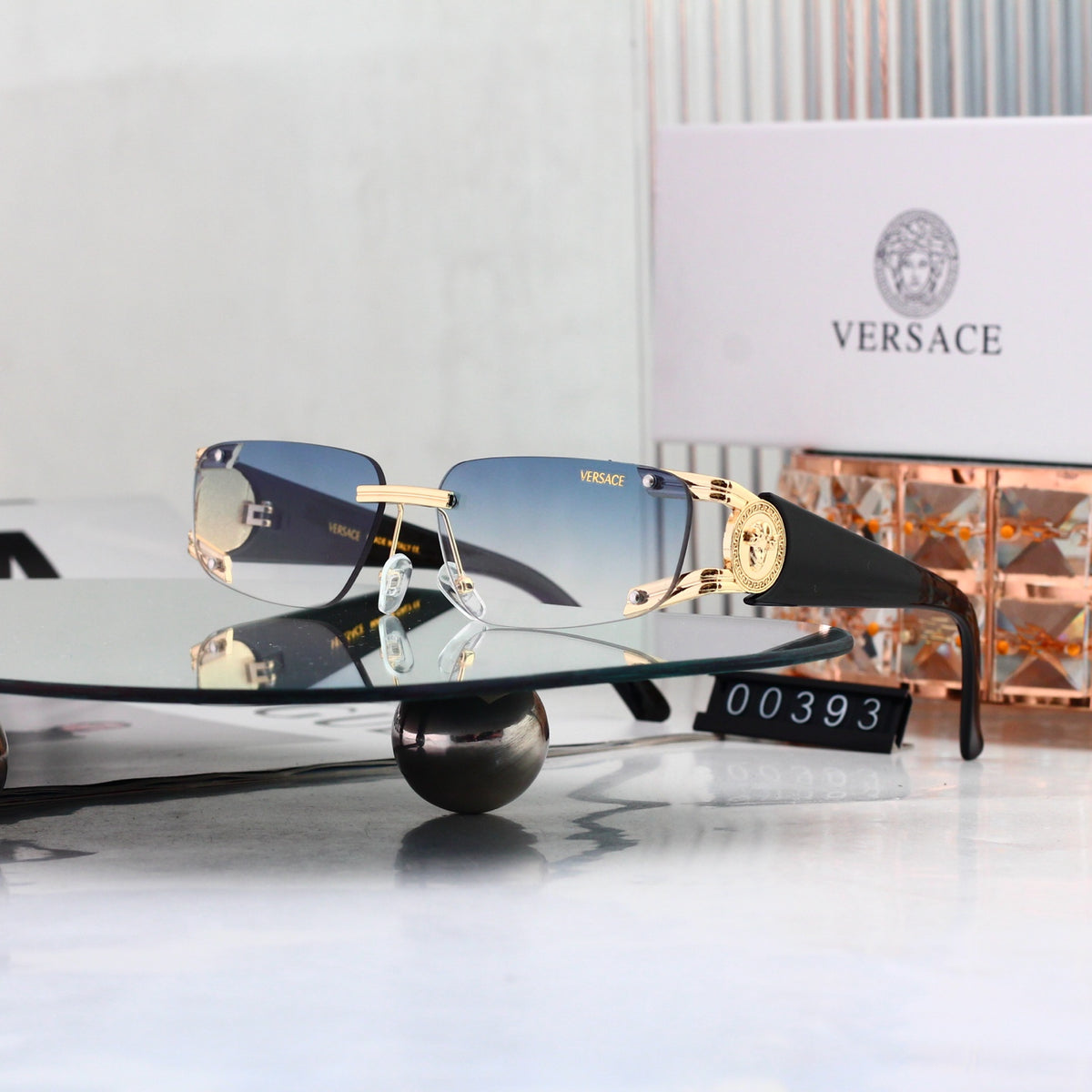 Full-frame sunglasses – Available in 7 colors