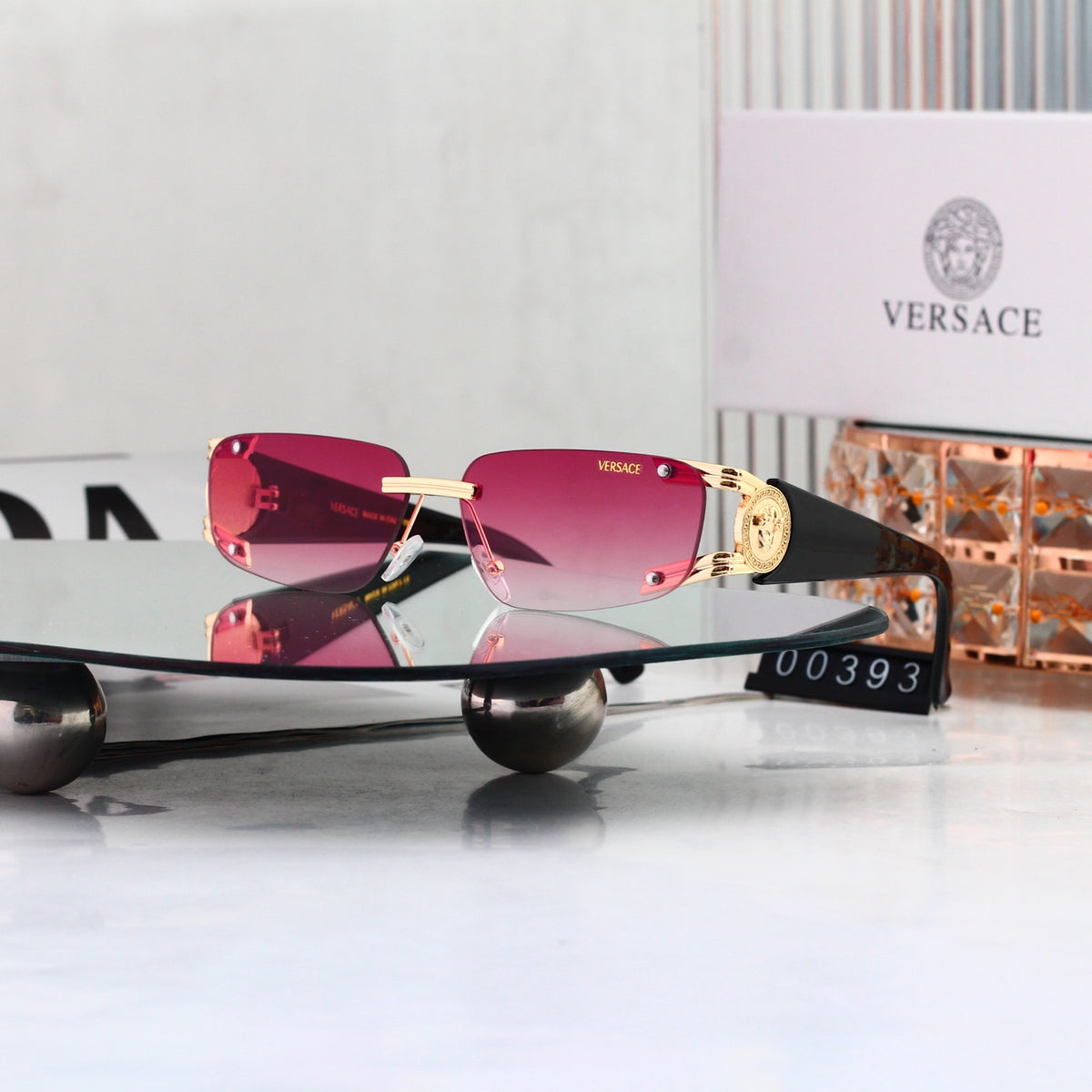 Full-frame sunglasses – Available in 7 colors