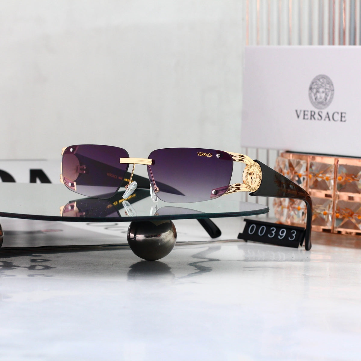 Full-frame sunglasses – Available in 7 colors