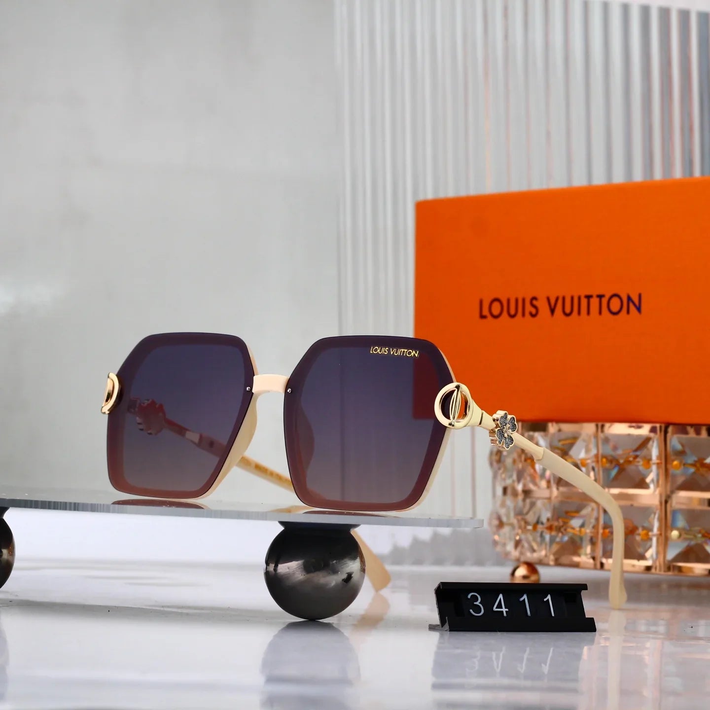 New full frame metal sunglasses