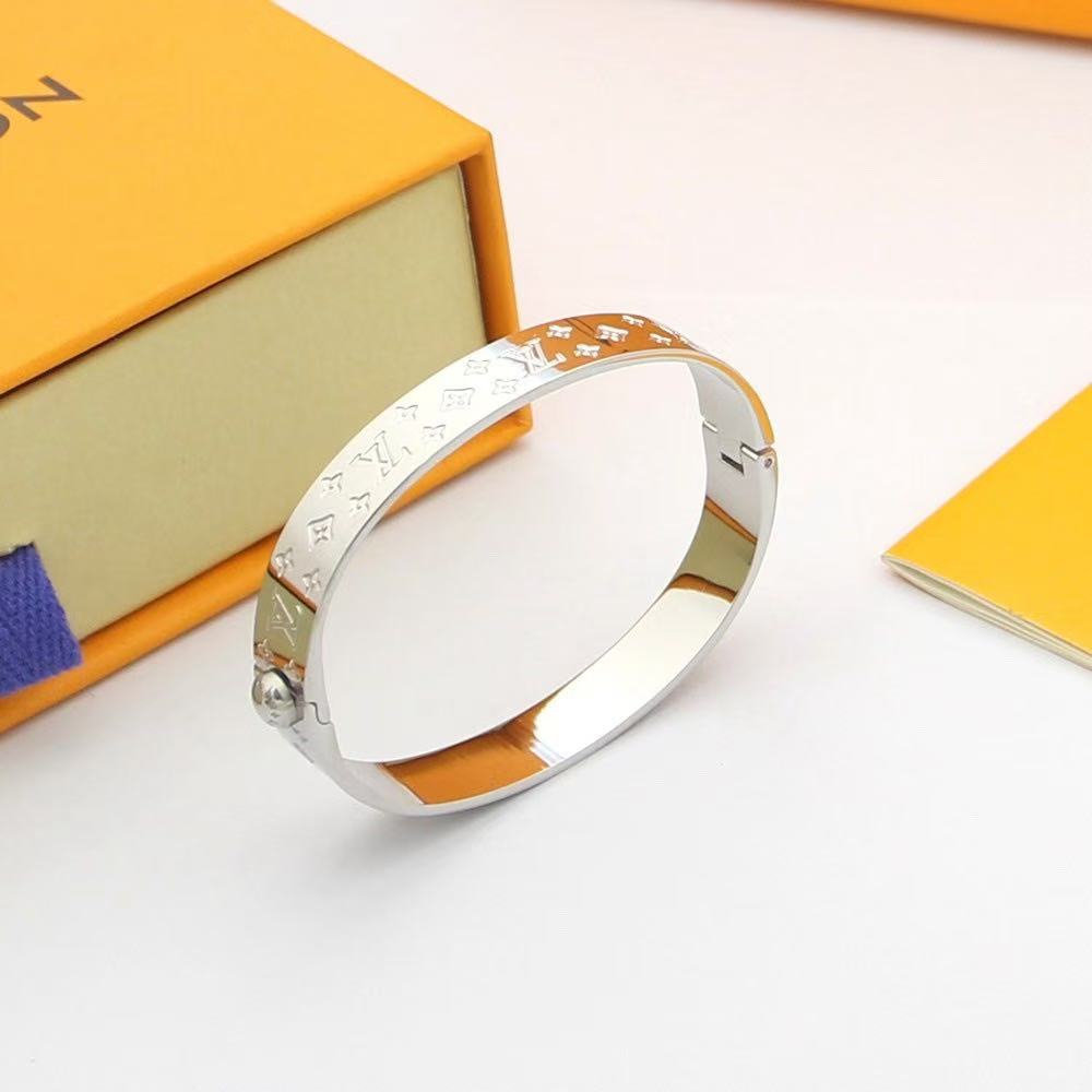 Classic Wide Bangle